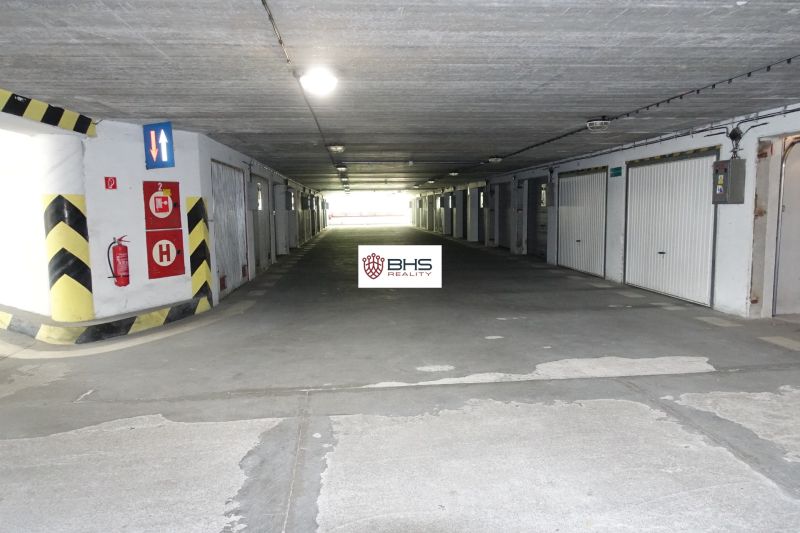 b2.JPG